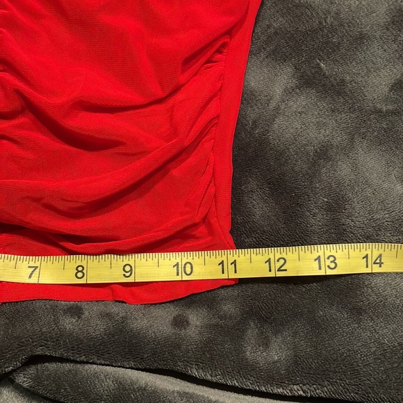 Chic Star Off Shoulder Crop Top - Picture 5 of 7